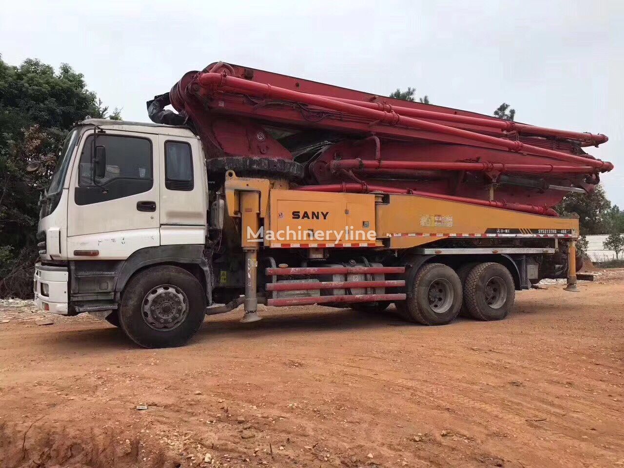 Sany  on chassis Isuzu concrete pump