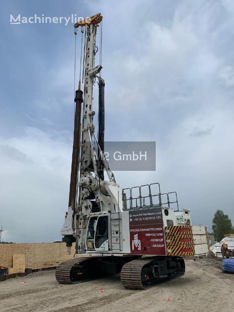 Bauer BG 24 / 28 H drilling rig