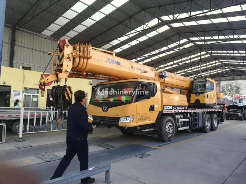 XCMG QY25K5A mobile crane