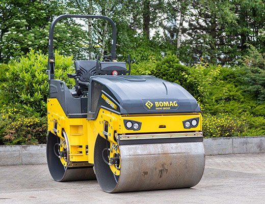 BOMAG BW138AD-5 road roller