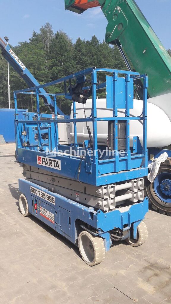 Genie GS2032 scissor lift