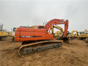 Doosan DX225 DH225 DX300 DX220 DX140 tracked excavator