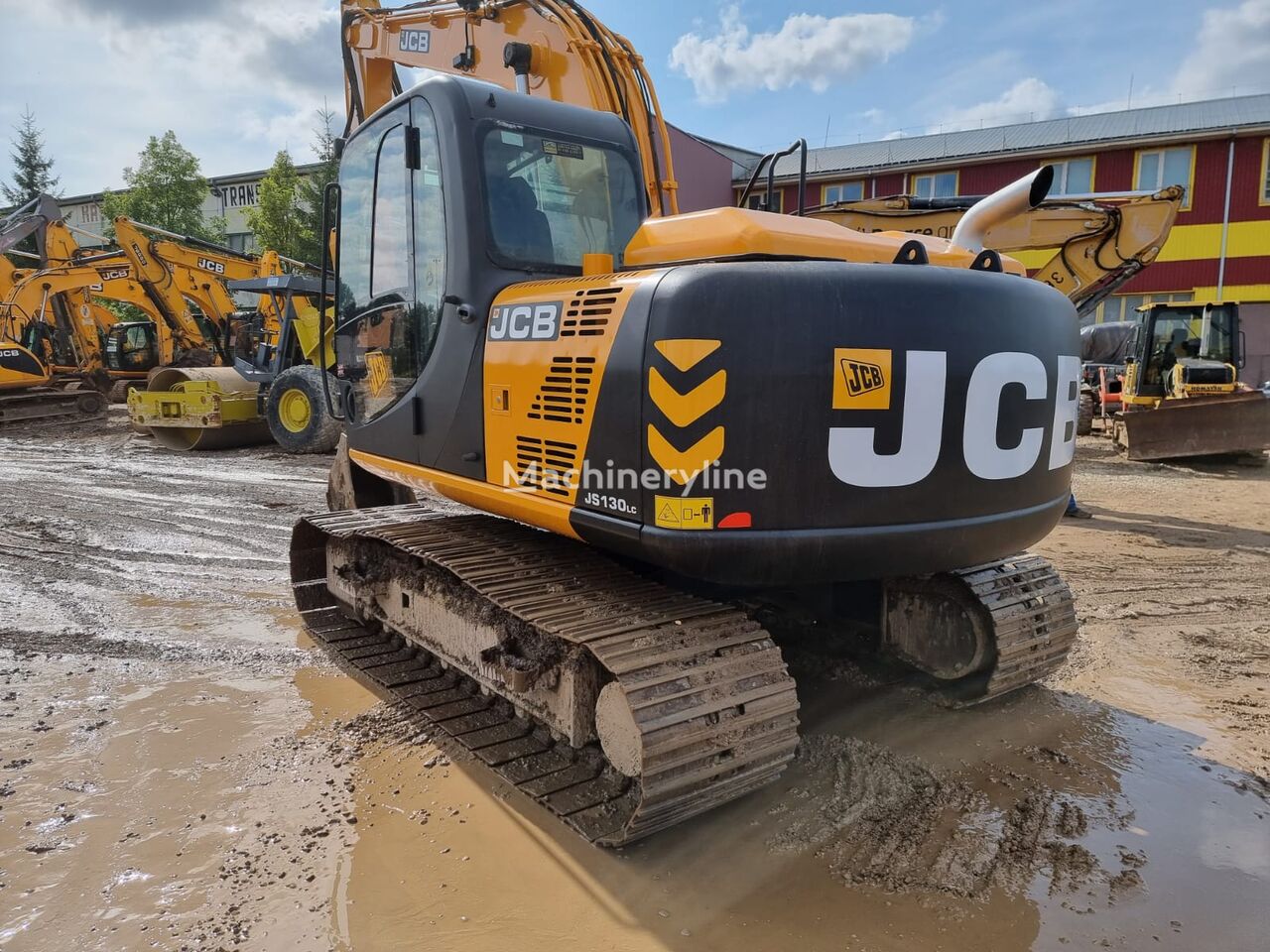 JCB JS130LC tracked excavator