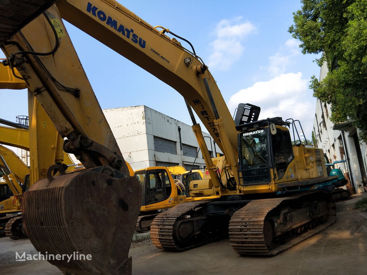 Komatsu PC650 tracked excavator