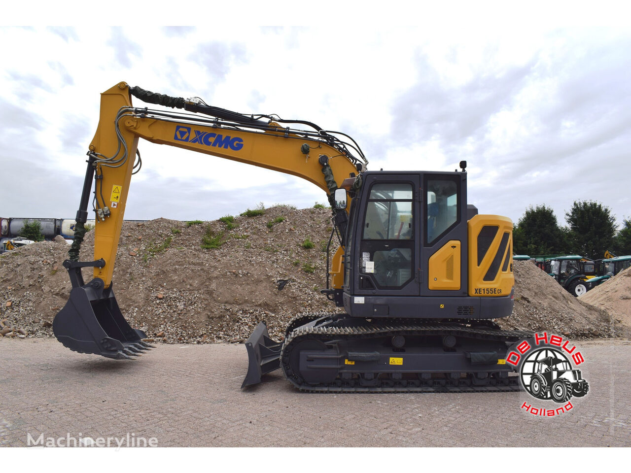 new XCMG XE155ECR tracked excavator