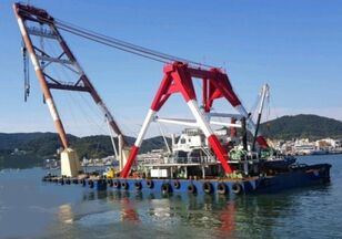 LIEBHERR Floating Crane 600 ton  portal crane